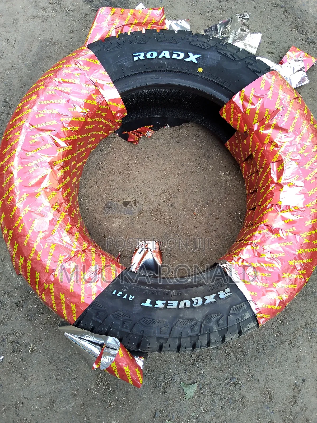 225/65r17 Roadx Tyre