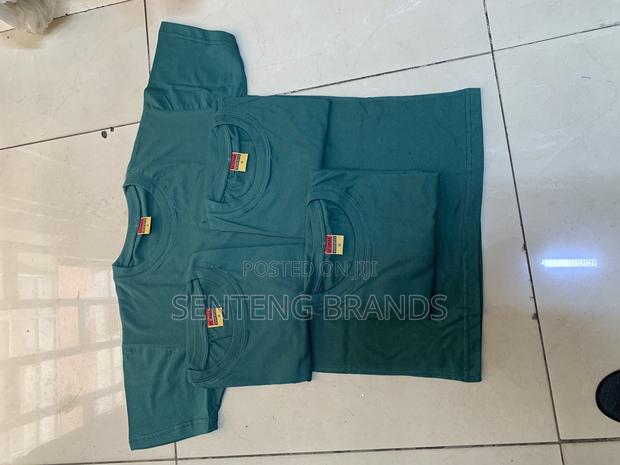 Plain Tshirts - thumbnail 3