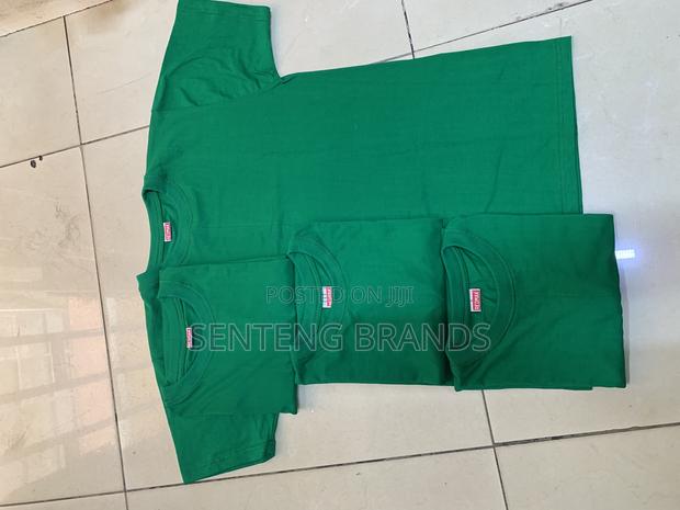 Plain Tshirts - thumbnail 3