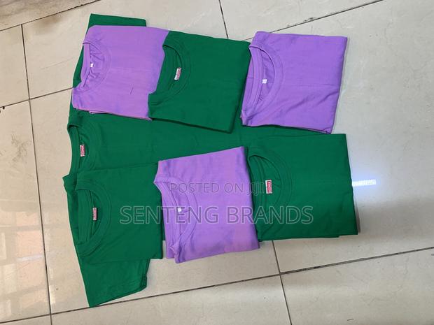 Plain Tshirts - thumbnail 3