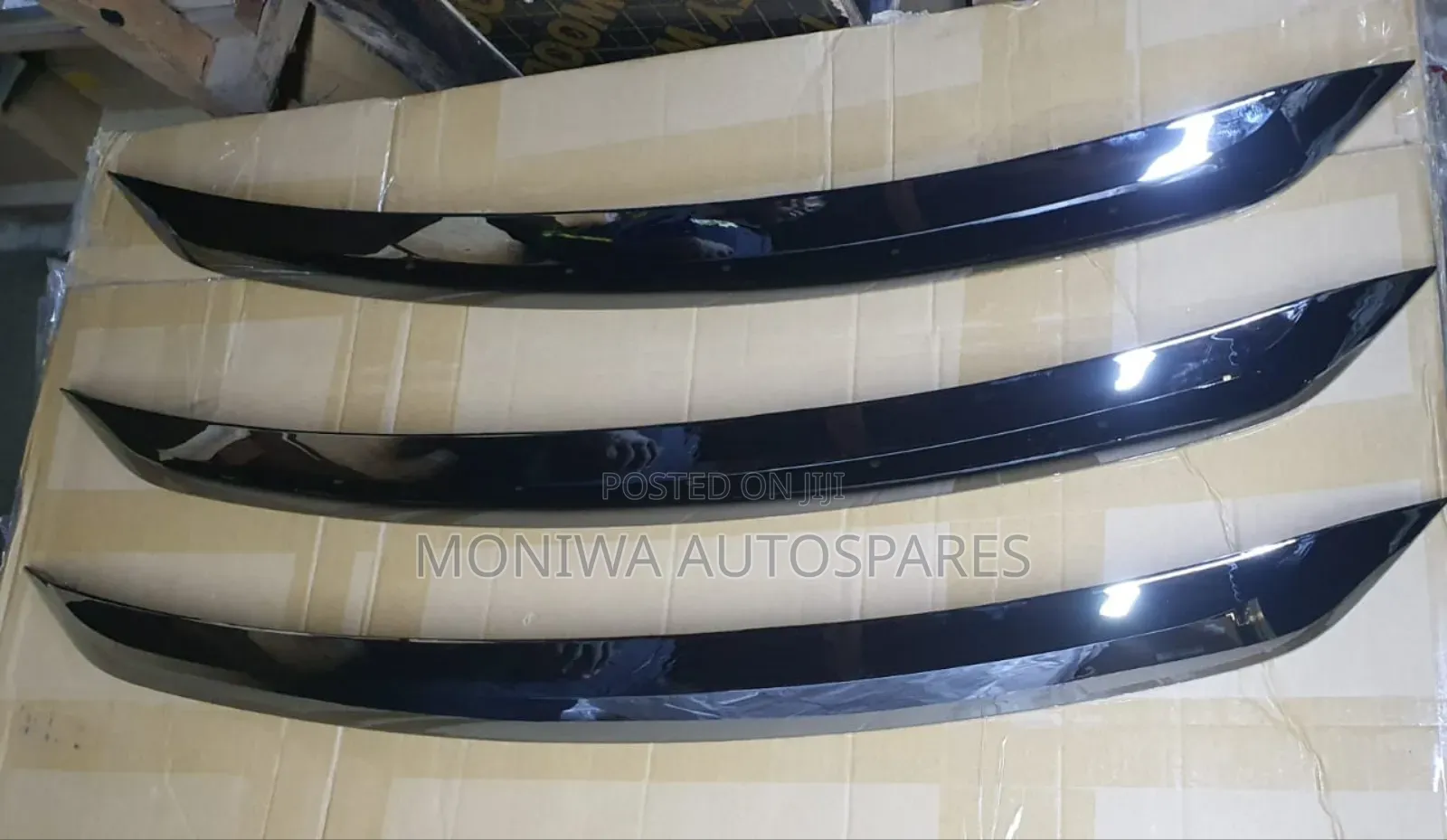 Bonnet Chrome Harrier