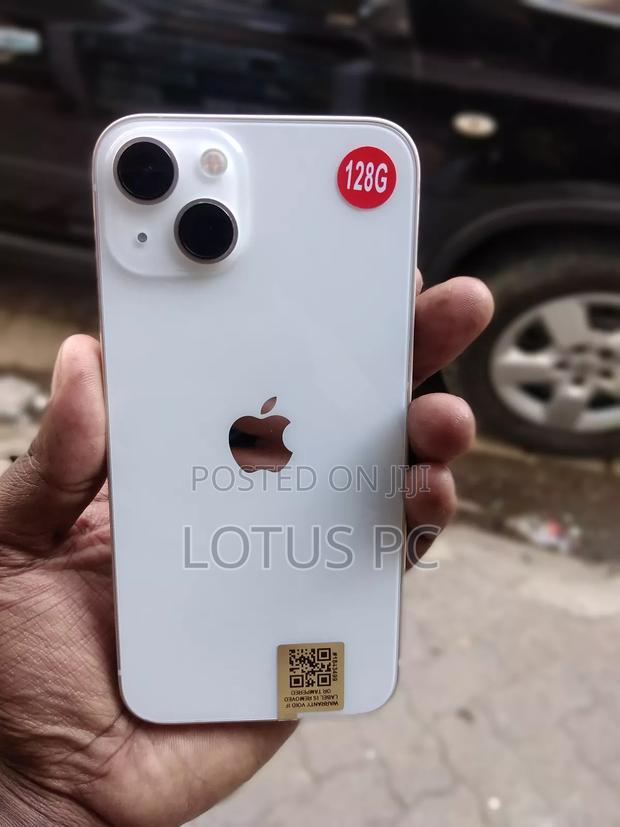 Apple iPhone 13 Mini 128 GB White - main view