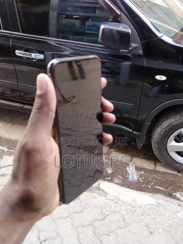 Apple iPhone 11 Pro Max 256 GB Gray - thumbnail 3