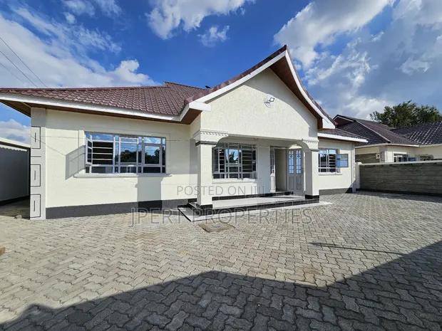 3bdrm Bungalow in Mugutha, Ruiru for sale