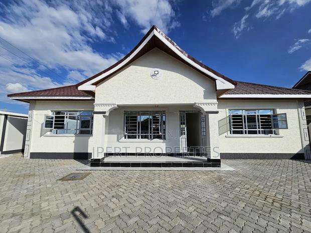 3bdrm Bungalow in Mugutha, Ruiru for sale - thumbnail 7
