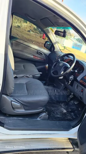Toyota Hilux 2015 White