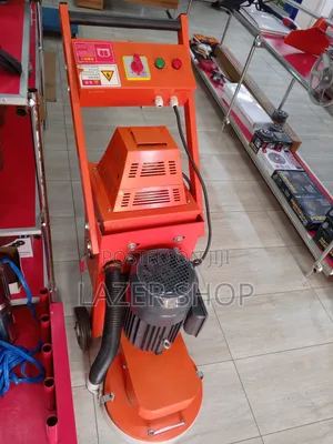 Industrial Floor Scrubber Machine
