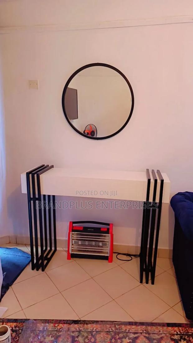 Modern Console Table With Round Mirror - main view