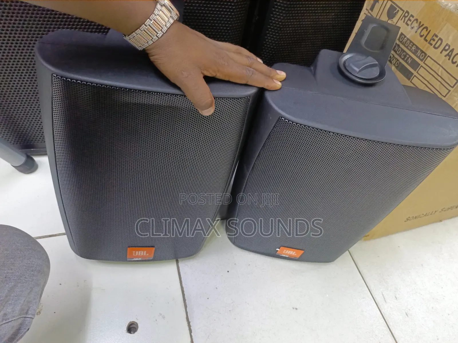 JBL Wall Mount Speaker Srx100