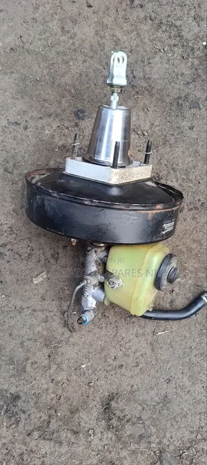 Master Cylinders, Boosters Hilux.