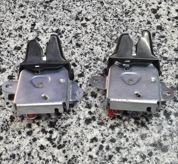 Bootlock Boot Lock Toyota Corolla Nze/Fielder
