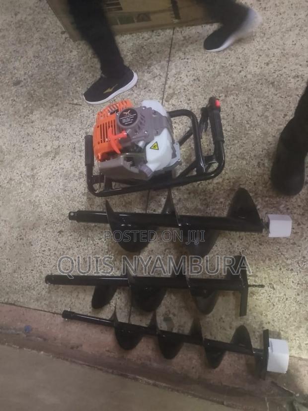 Honda Earth Auger/ 4 Stroke Earth Auger