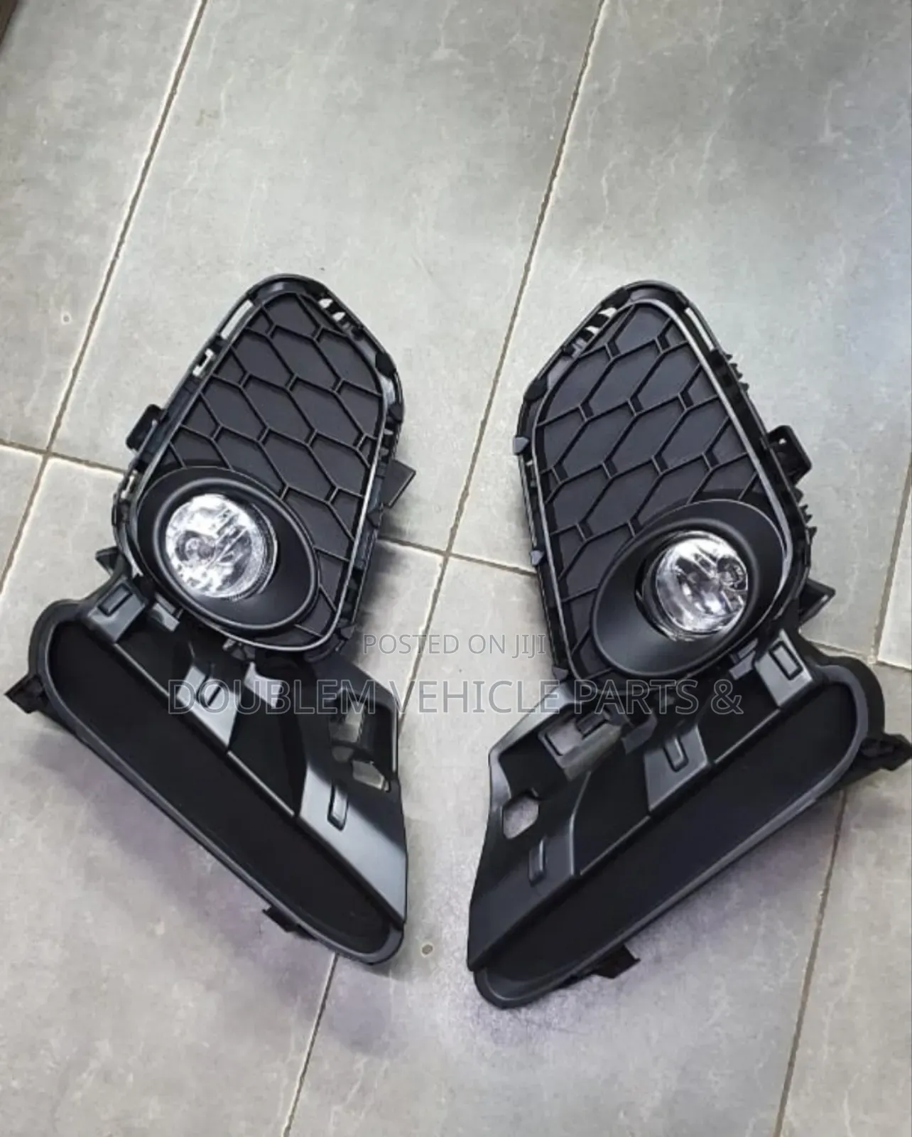 Foglights Foglamps Mazda Axela Axella 2010 With Covers