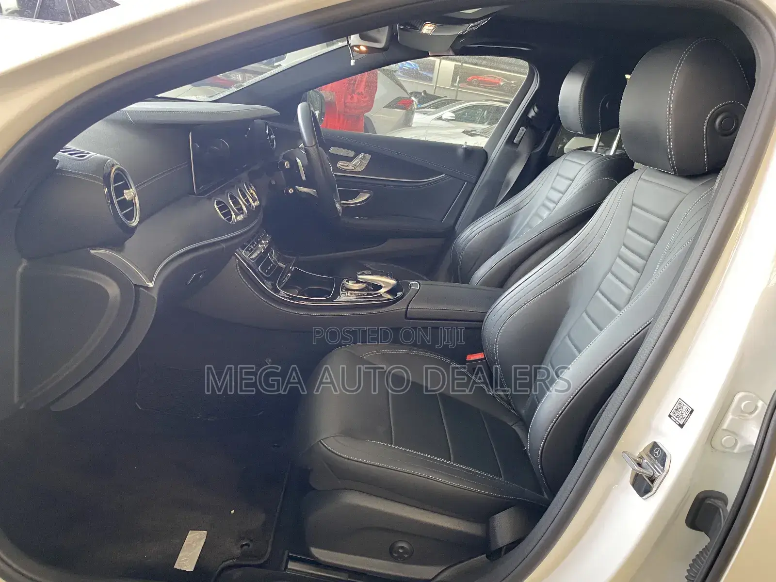 Mercedes-Benz E200 2018 Off white