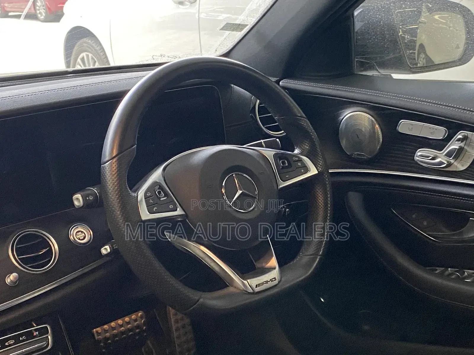 Mercedes-Benz E200 2018 Off white