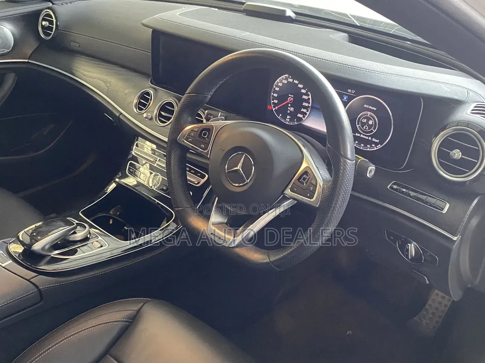 Mercedes-Benz E200 2018 Off white