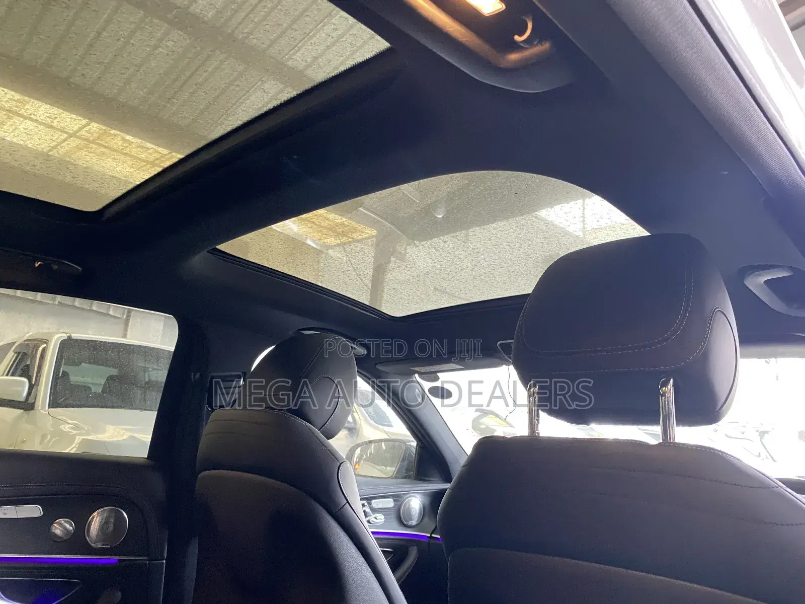 Mercedes-Benz E200 2018 Off white