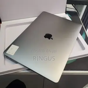 Laptop Apple MacBook Pro 2018 16GB Intel Core i7 SSD 256GB