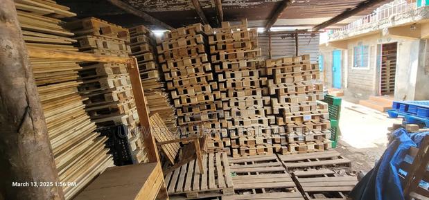 Euro Wooden Pallets - Ht - main view
