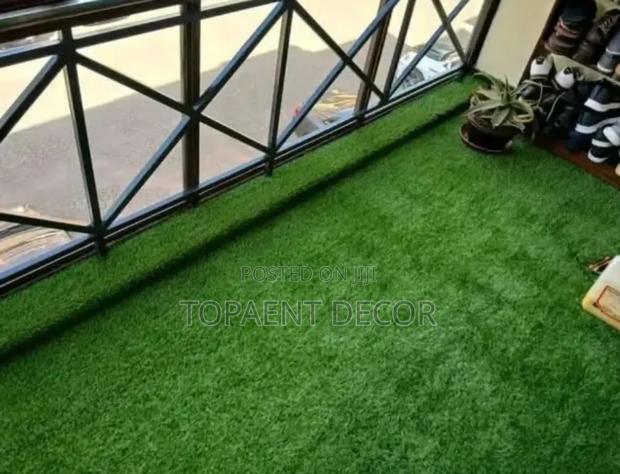Balcony Shoe Place Artificial Grass Carpet - main view
