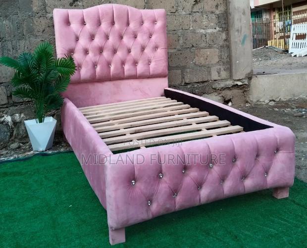 Pink Button Bed for Girls on Sale