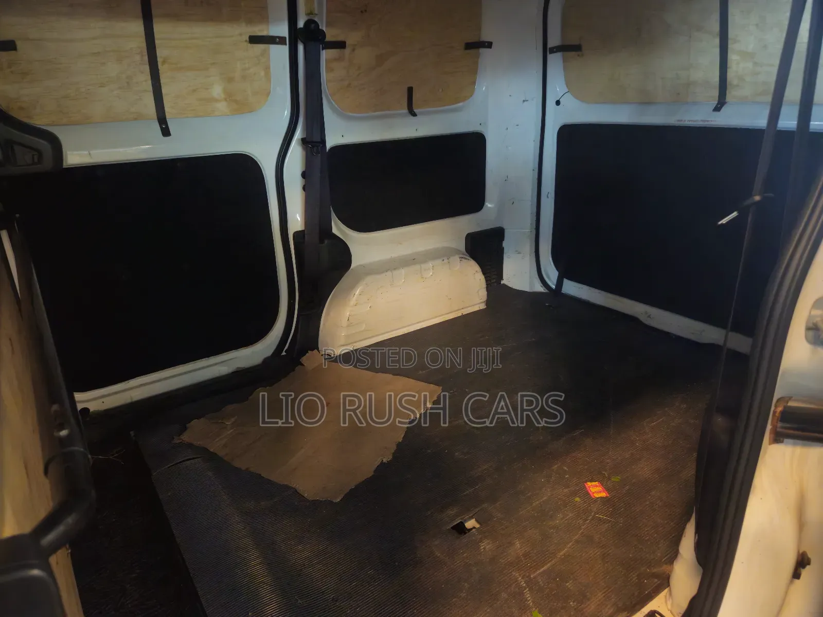 Nissan Vanette 2017 White