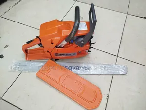 Chainsaw Machine 272xp