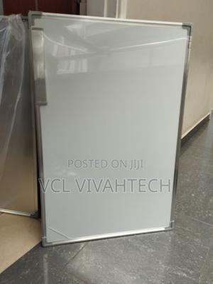 White Bourd120cm by 90cm - thumbnail 2