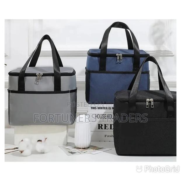 Large Capacity Lunch Bag - main view