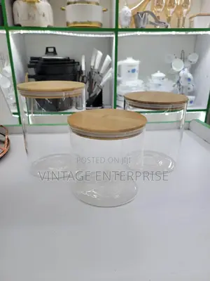 Large Capacity Glass Storage Container With Bamboo Lid