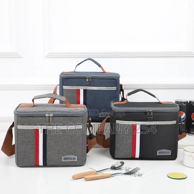 Waterproof Bag Insulated Thermal Food Lunch and Office Use - thumbnail 2