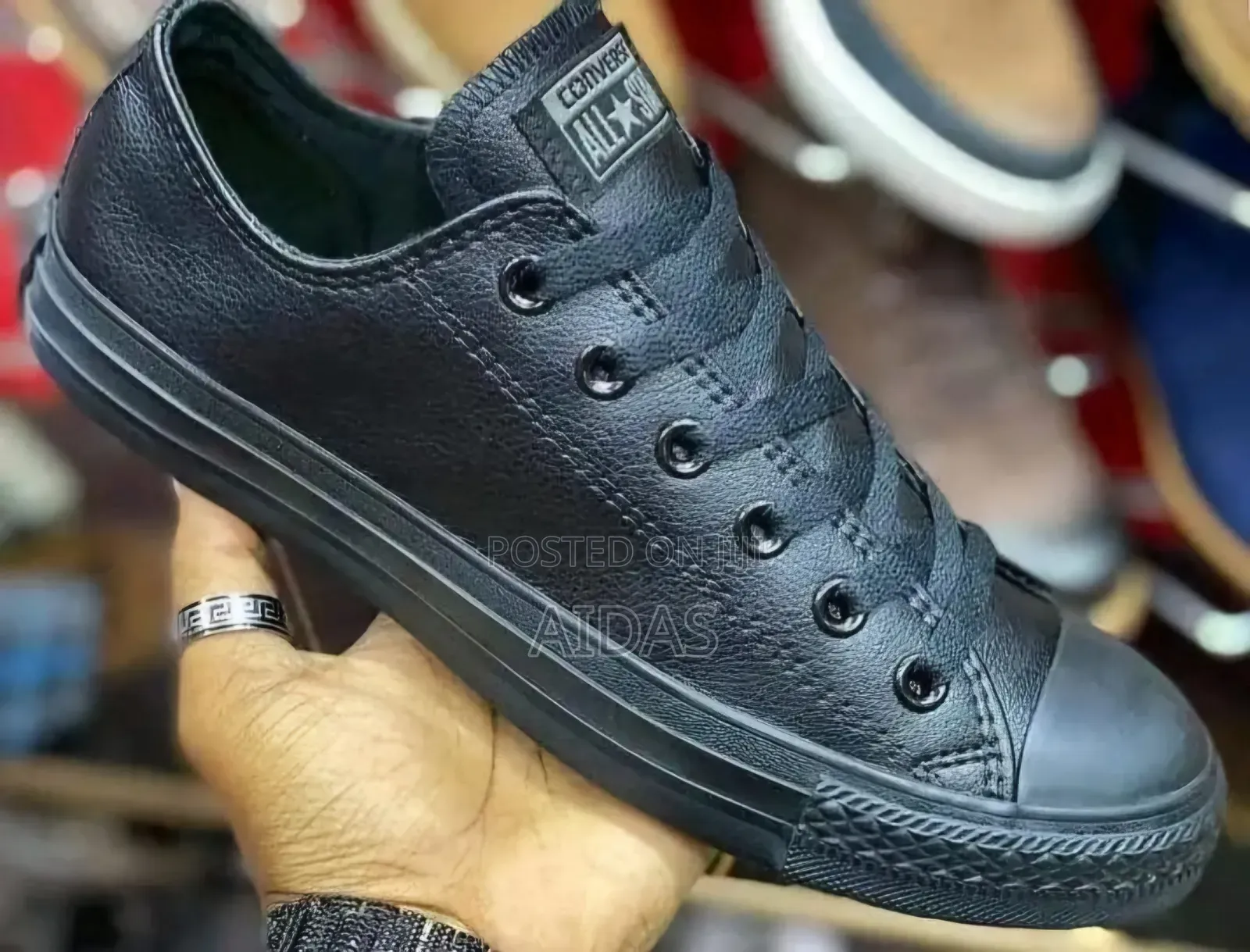 Converse Leather Sneaker