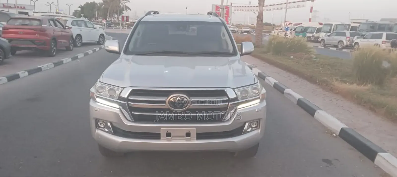 Toyota Land Cruiser 4.5 V8 TD 2020 Silver