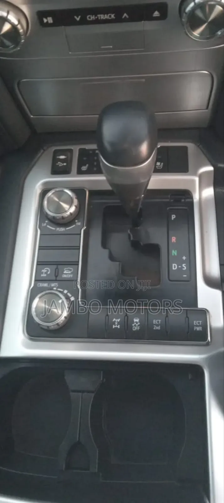 Toyota Land Cruiser 4.5 V8 TD 2020 Silver