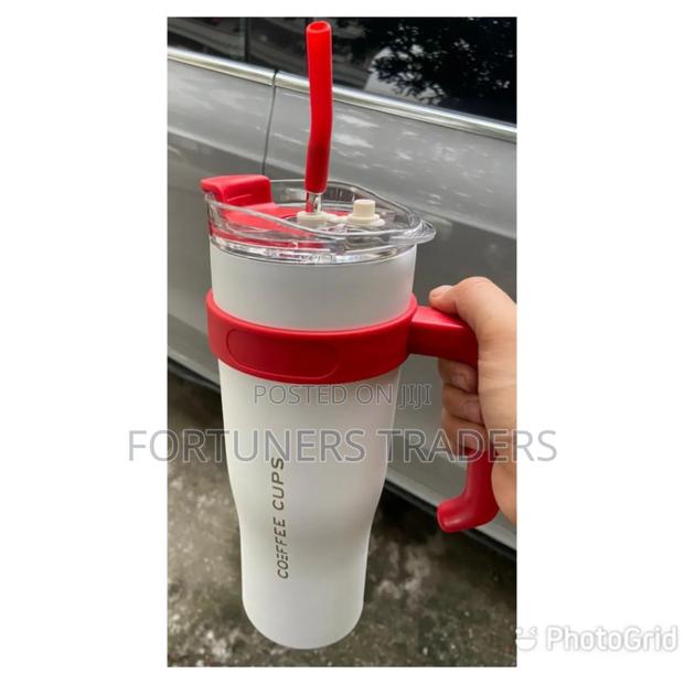 Smoothie Tumbler With Foldable Straw *