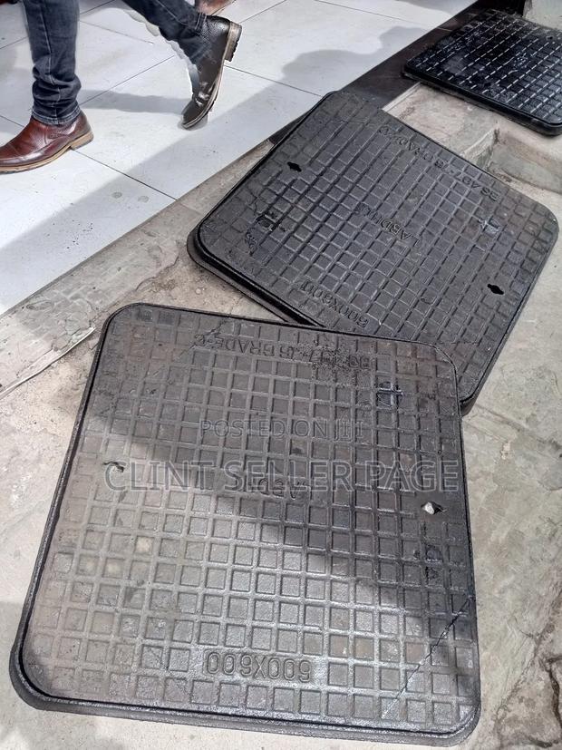 24*24 Cast Iron Manhole (600*600mm) - thumbnail 4