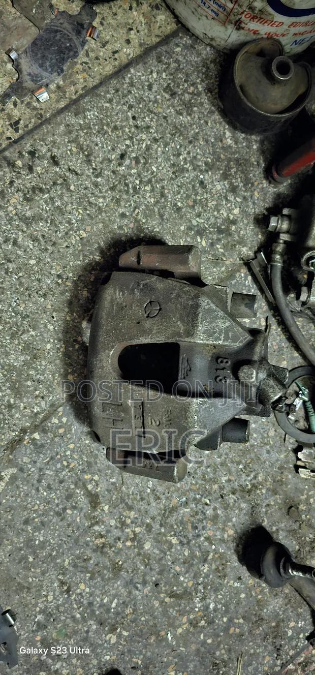 Mazda Axela/Primacy Brake Calipers - main view