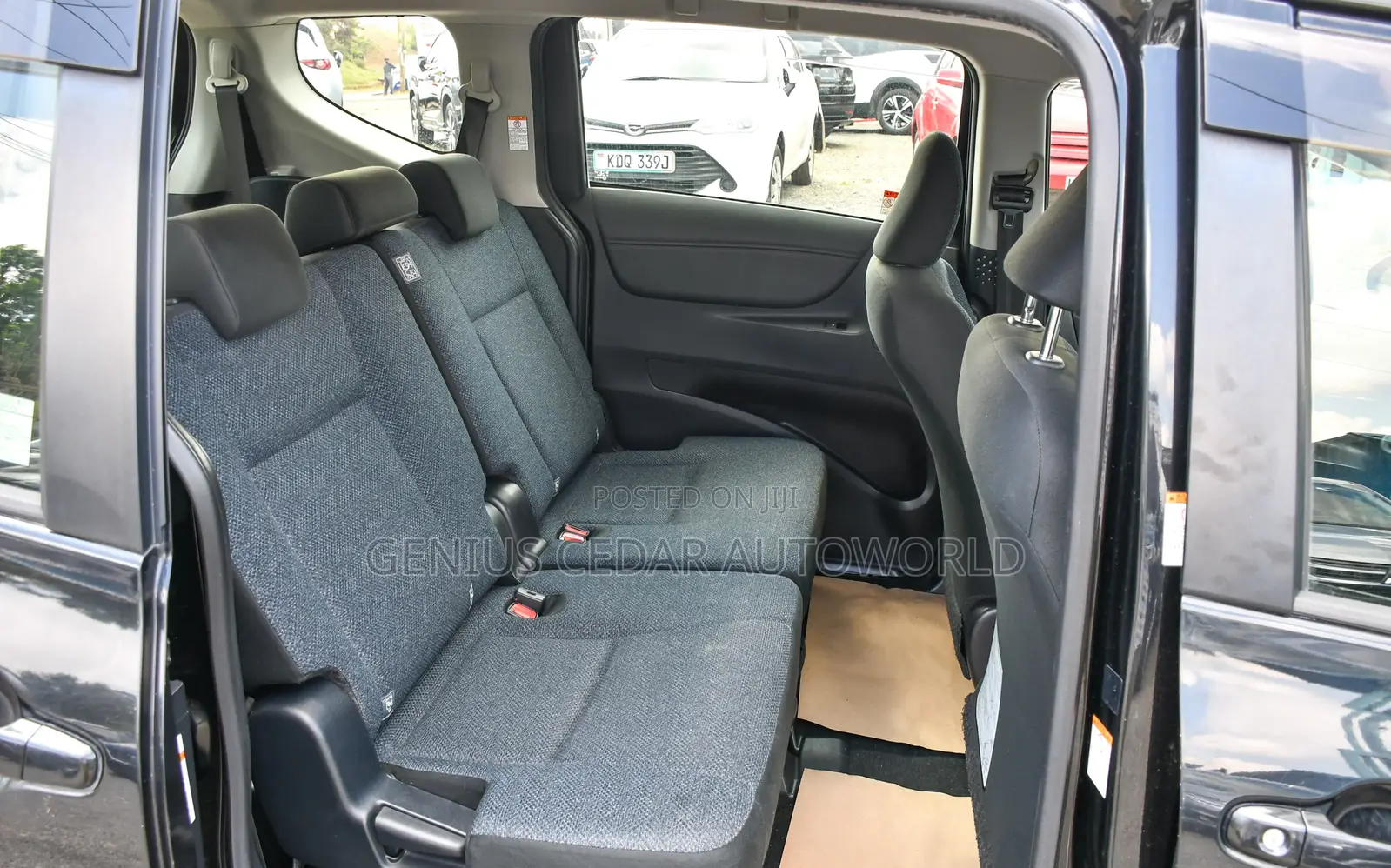 Toyota Sienta 2017 Black