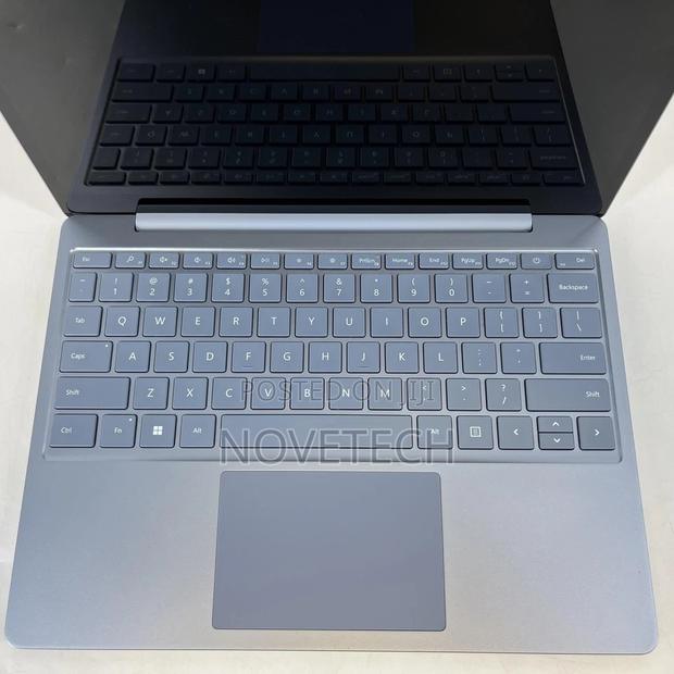 Laptop Microsoft Surface Go 8GB Intel Core I5 SSD 256GB - thumbnail 2