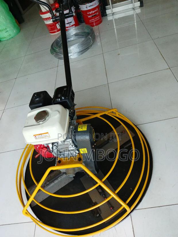 Powerfloat Machine/ Power Trowel . - thumbnail 3