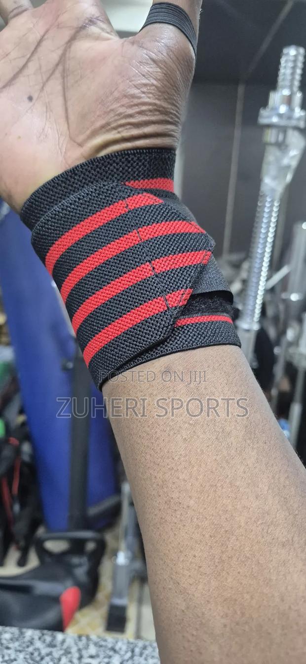 Heavy Duty Wrist Wrap Support for Heavy Lifting and Recovery