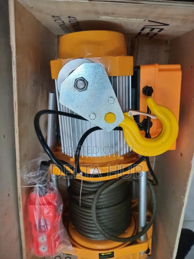 Ideal 3000kgs Electric Winch - main view