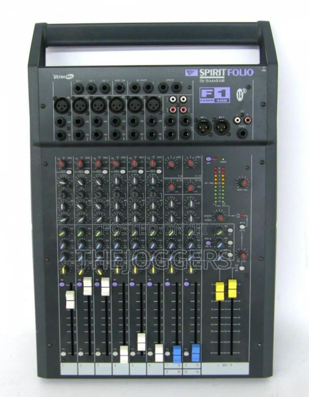 Soundcraft Spirit Folio F1 16 Inputs Mixing Console