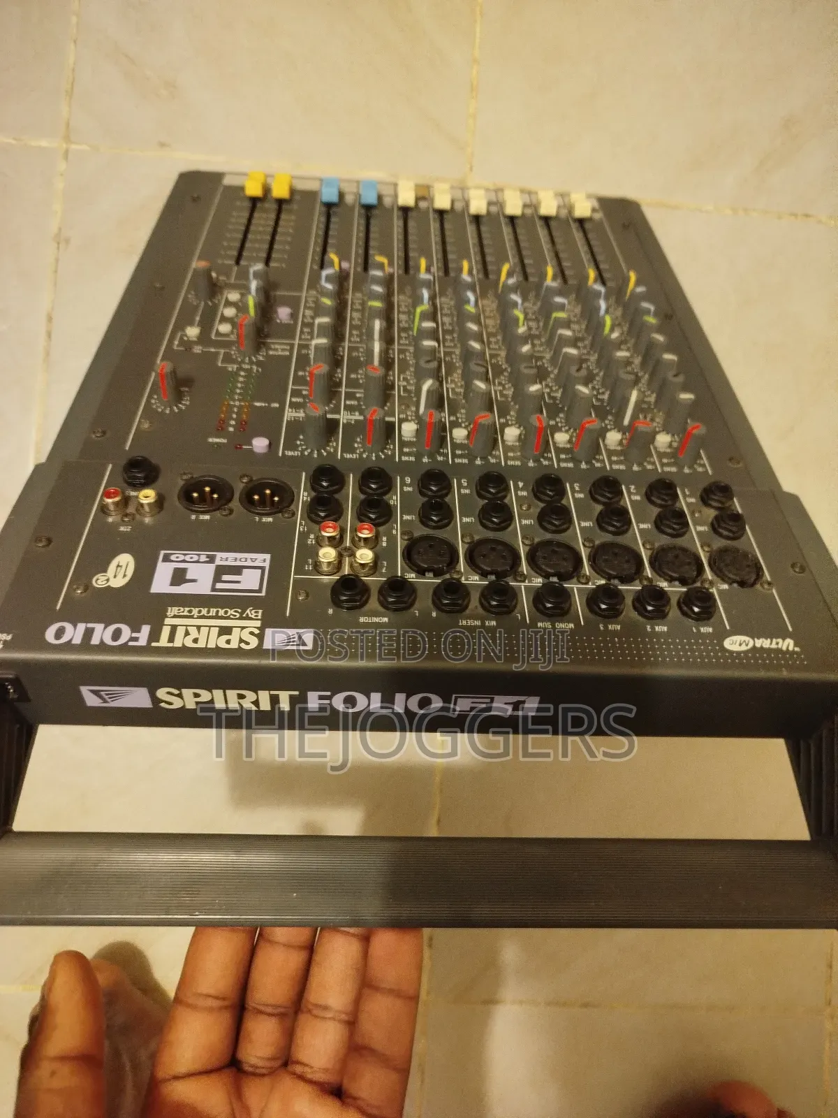 Soundcraft Spirit Folio F1 16 Inputs Mixing Console