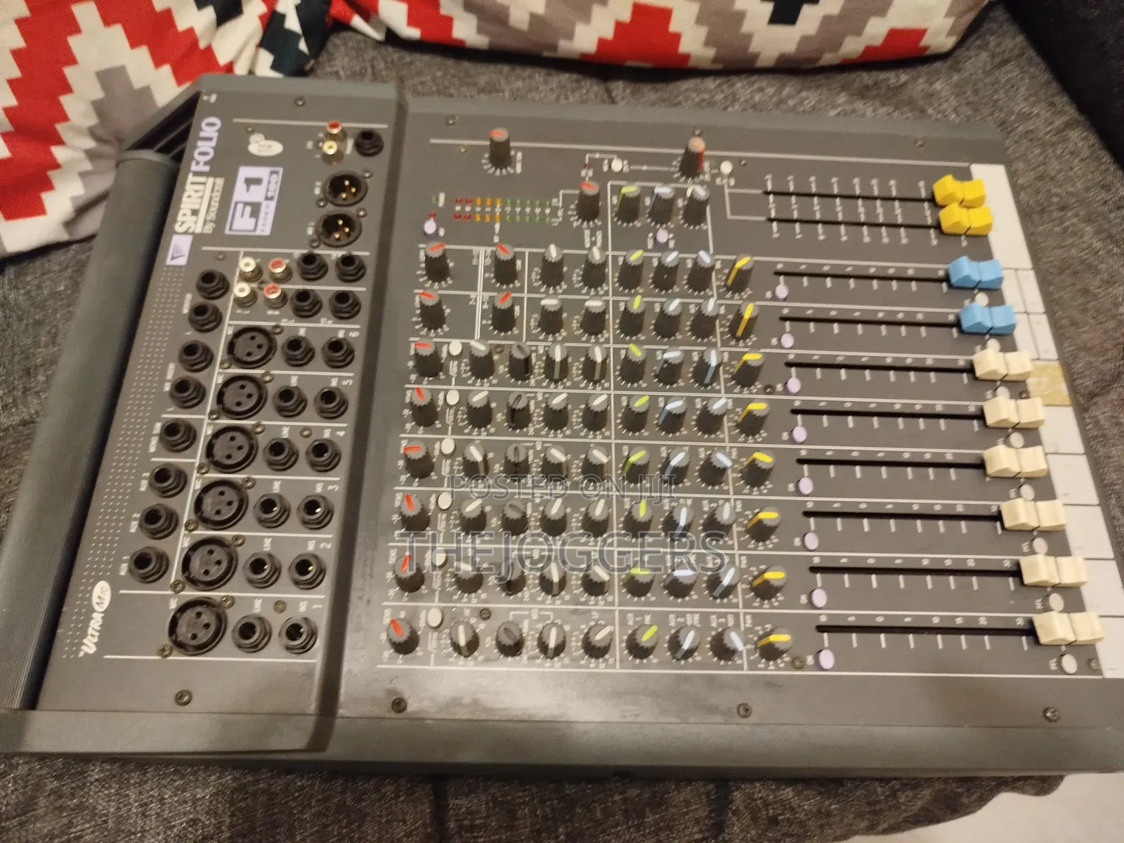 Soundcraft Spirit Folio F1 16 Inputs Mixing Console