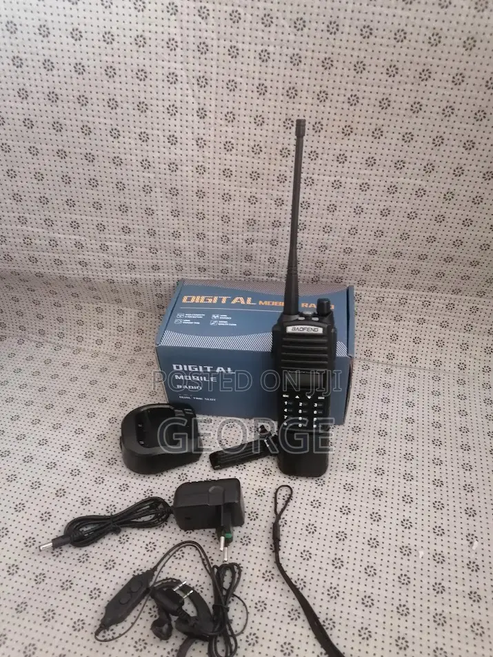 Non Comparable Baofeng Uv-82 Walkie Talkie