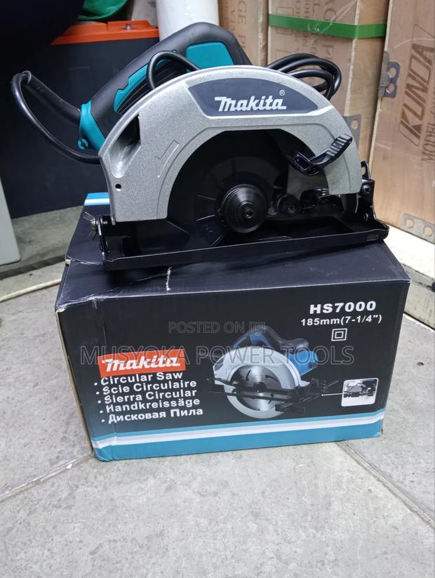 7" Makita Circular Saw - thumbnail 2