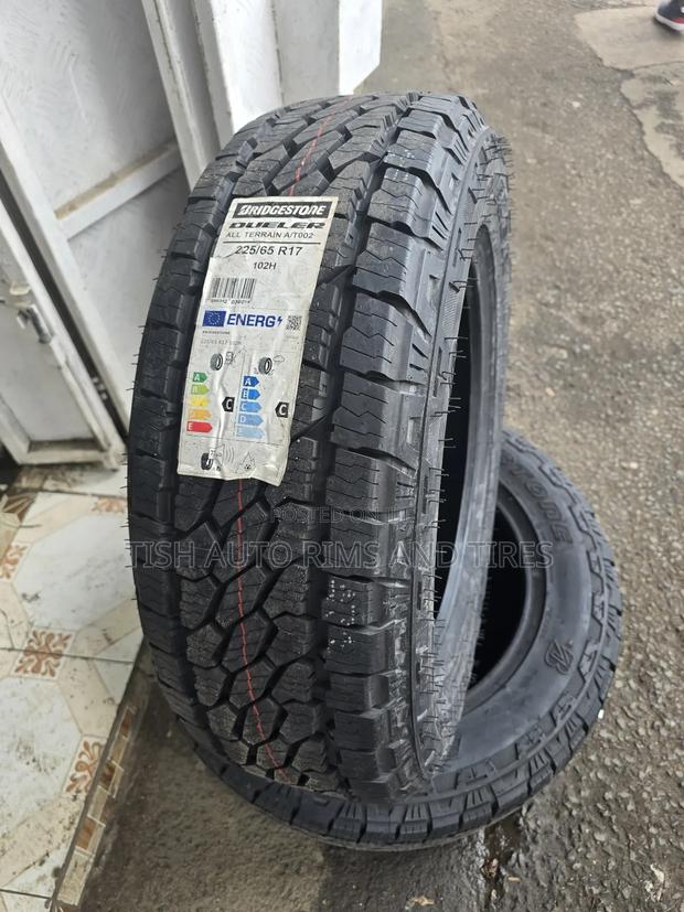 225/65r17 Bridgestone A/T Made In Spain