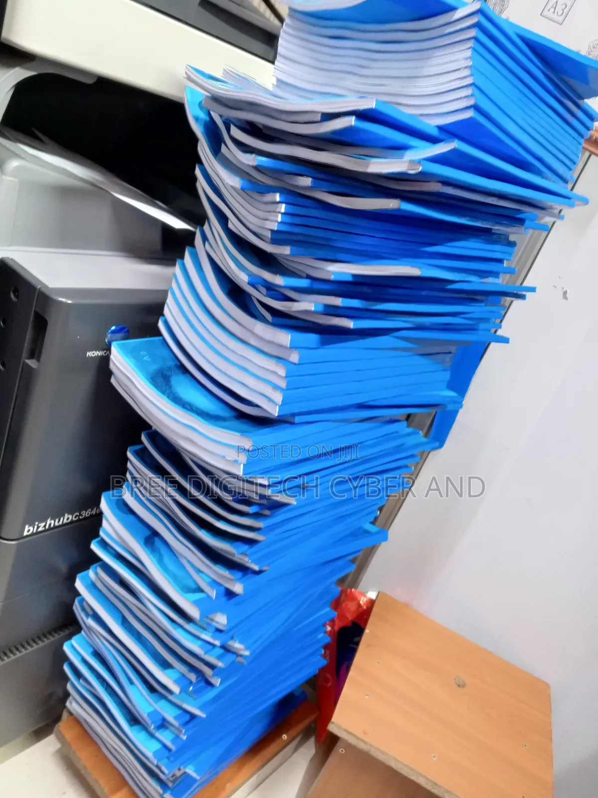 Colored Booklet Printing Binding