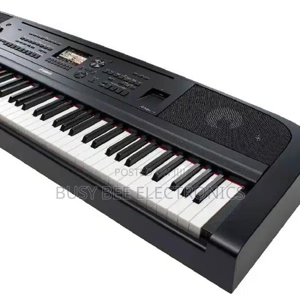Dgx670Yamaha Keyboard - thumbnail 3